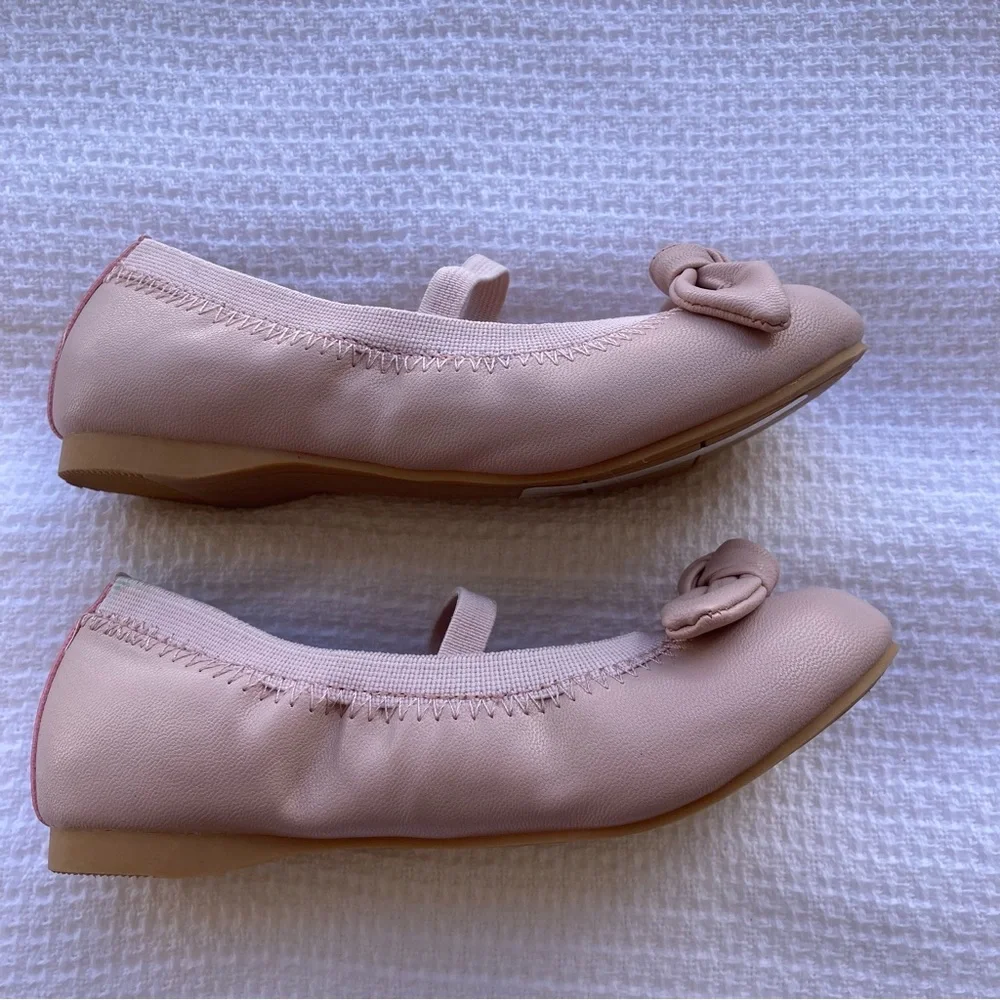 Nordstrom Rack  Pink powder Kids Shoes Size 10M